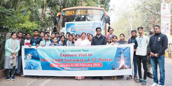 43 विद्यार्थी इसरो-आईआईटी मद्रास के शैक्षणिक भ्रमण पर