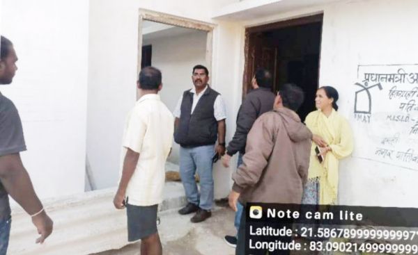  पीएम आवास का सीएमओ द्वारा निरीक्षण