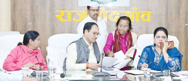 जनदर्शन में सुनी नागरिकों की समस्याएं