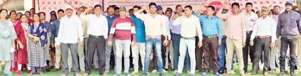वन कर्मी बेमुद्दत हड़ताल पर