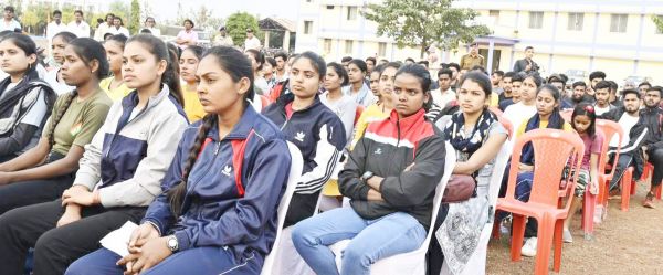 पुलिस बल-भारतीय सेना में भर्ती के लिए फ्री ट्रेनिंग 