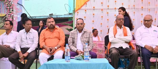 शिक्षा के साथ स्किल डेवलपमेंट कर बनाएं बेहतर करियर-अजय