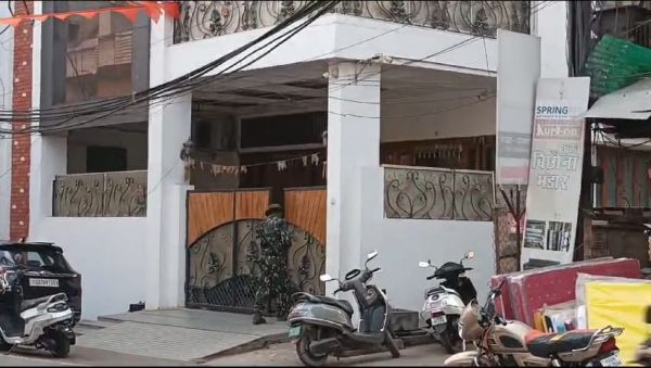 लगातार दूसरे दिन भी हुई फाईनेंस ब्रोकर्स सोनी के घर आईटी की जांच पड़ताल
