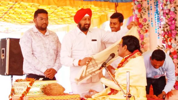 प्रभु को पाना है तो बुजुर्गों व माता-पिता  का करो सम्मान - कुलबीर