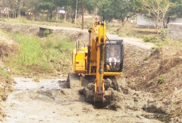 45 लाख से होगा स्टाप डेम का कायाकल्प