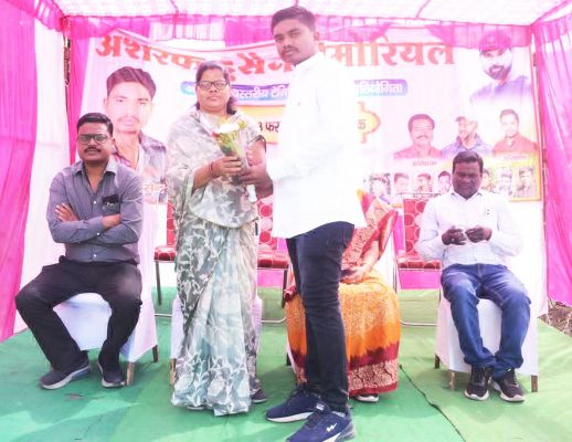 अशरफ हुसैन मेमोरियल क्रिकेट स्पर्धा शुरू,  32 टीमों के बीच होगा मुकाबला
