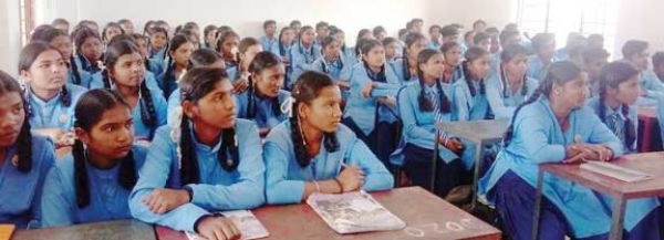  सोनबाल स्कूल में दी कानूनी जानकारी