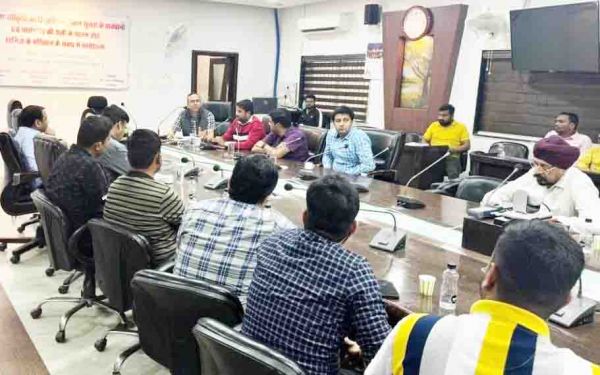 कोयला धुलाई के दौरान पानी छिडक़ाव करें, बिना तिरपाल परिवहन न करें, फिटनेस सर्टिफिकेट लें