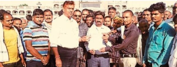 5 साल से लो वोल्टेज से जूझ रहे ग्रामीण, कृषि पंप बंद पड़े 