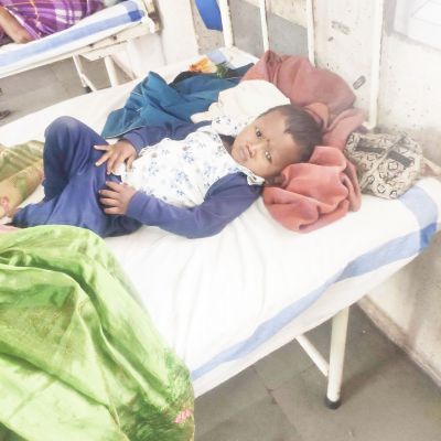 बीमारी की वजह से मासूम के एक  आँख की रौशनी चली गई