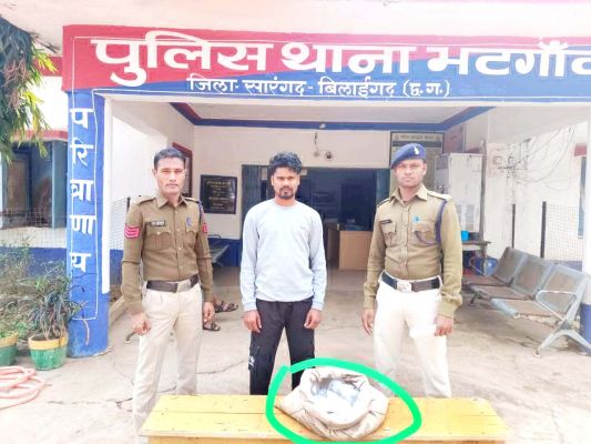 महुआ शराब संग आरोपी बंदी