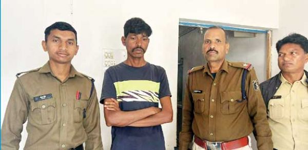 घर छोडऩे के बहाने महिला से रेप, आरोपी गिरफ्तार