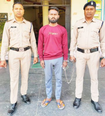 गाड़ी से रौंदकर सिपाही की हत्या,  8वां पशु तस्कर गिरफ्तार