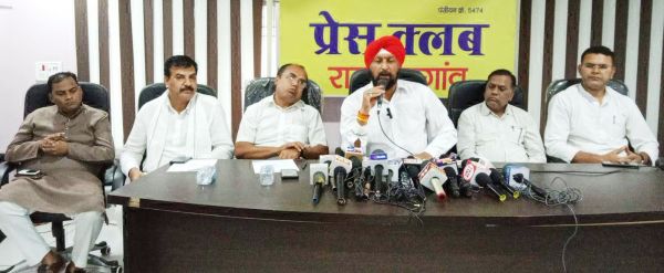मोदी सरकार किसान विरोधी  अपना रही नीति - छाबड़ा