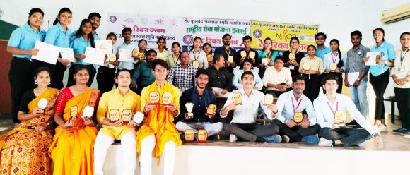 फूलचंद अग्रवाल स्मृति महाविद्यालय में एड्स जागरूकता अभियान