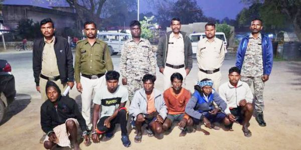 गाय हत्या कर मांस काटने वाले आधा दर्जन गिरफ्तार