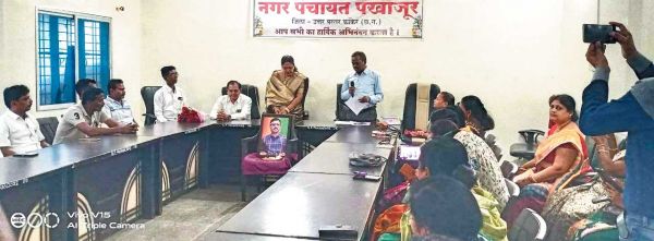  मोनिका बनीं नपं पखांजूर की अध्यक्ष, ली शपथ