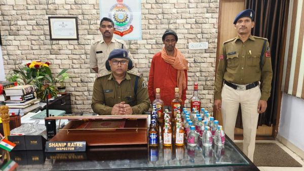 अवैध शराब बिक्री, आरोपी गिरफ्तार