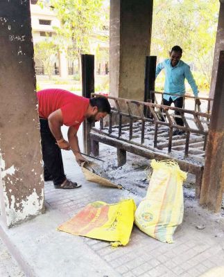 संस्कार श्रद्धांजलि ने अस्थियों  को किया नदी में विसर्जन