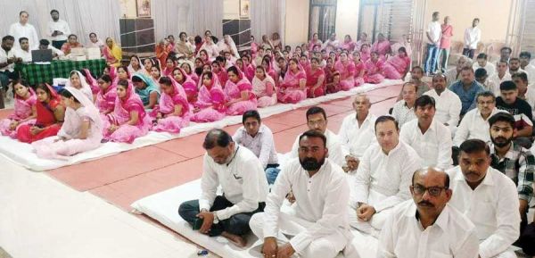 विद्यासागर महाराज को सकल दिगंबर जैन समाज ने दी विनयांजलि