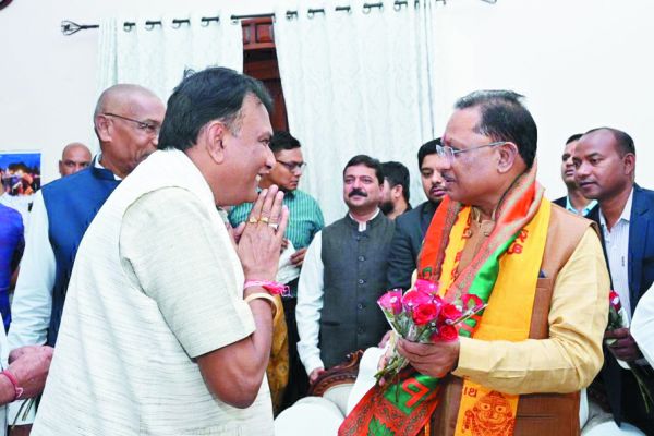 सीएम को दी जन्मदिन की बधाई