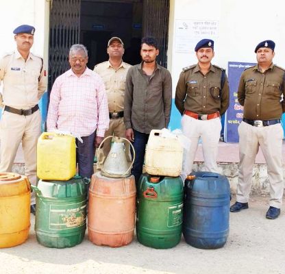 वाहन से डीजल चोरी, 2 गिरफ्तार