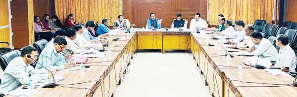 युवाओं को विकास की मुख्यधारा से जोडऩे पर बल