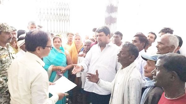 प्रशासन की शह पर भाजपा समर्थित सरपंच व्यवस्था को चुनौती दे रहें हैं -मुदलियार