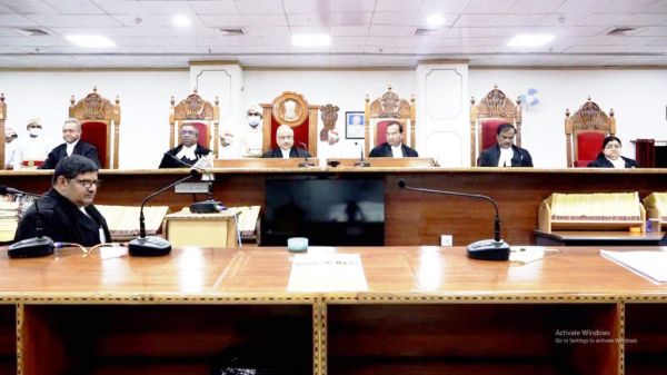 हाईकोर्ट ने दी न्यायविद् नरीमन व जायसवाल को श्रद्धांजलि