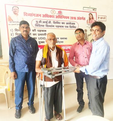 140 बुजुर्गों का  सम्मान