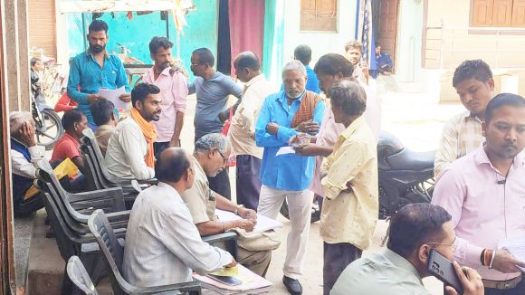 विशेष राजस्व शिविर में 50 आवेदन