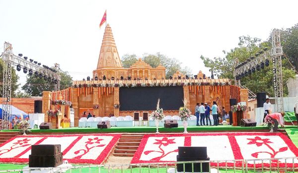 राजिम कुंभ कल्प में पहुंचे देशभर के साधु-संत