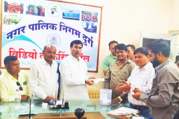 प्रधानमंत्री आवास: हितग्राहियों ने खुद निकाली अपनी लॉटरी