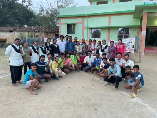 उद्यानिकी कॉलेज के विद्यार्थियों ने  निकाली मतदाता जागरूकता रैली 