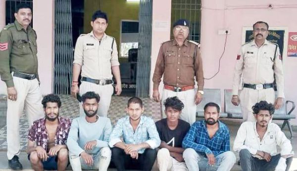 गैस एजेंसी में तोडफ़ोड़  करने वाले 6 गिरफ्तार