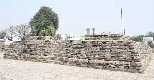 सीताबाड़ी में खुदाई के दौरान मिला था ढाई हजार साल पुराना कुआं