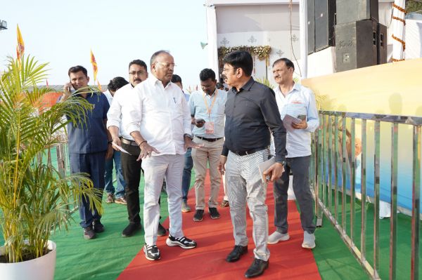 अजय चंद्राकर ने राजिम कुंभ मेले का किया निरीक्षण
