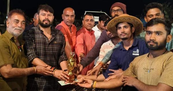 क्रिकेट: खाम्हीडीह को हराकर हडग़ांव बना विजेता 