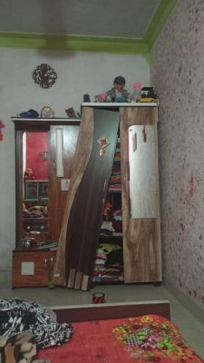 सूने मकान से नगदी समेत हजारों के गहने चोरी