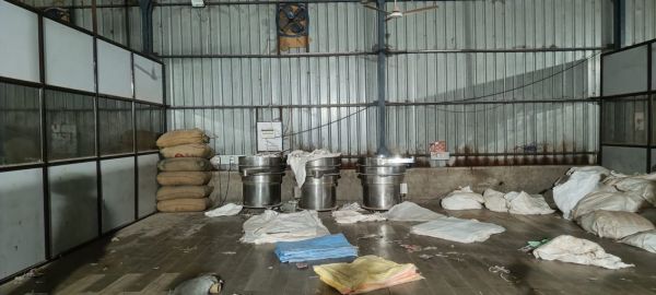 गुटखा गोदाम में जीएसटी का छापा