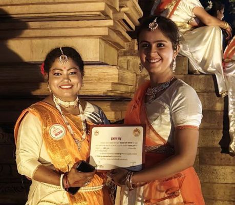 हर्षिता ने दी कत्थक की प्रस्तुति