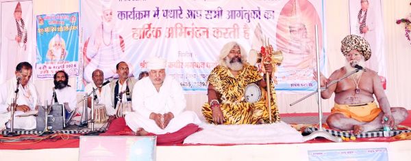 राजिम कुंभ के संत समागम परिसर में श्रद्धा भक्ति और आध्यात्म का हो रहा मिलन