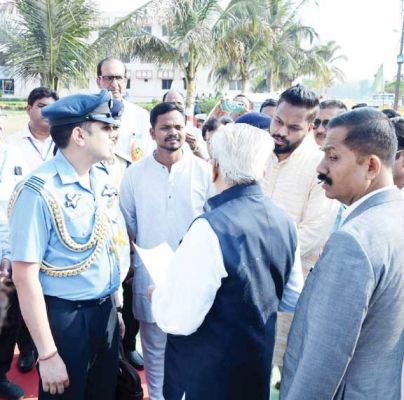 13 सूत्रीय मांगों को लेकर एनएसयूआई ने राज्यपाल को सौंपा ज्ञापन