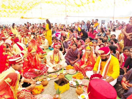 मुख्यमंत्री कन्या विवाह: 165 जोड़े परिणय सूत्र में बंधे