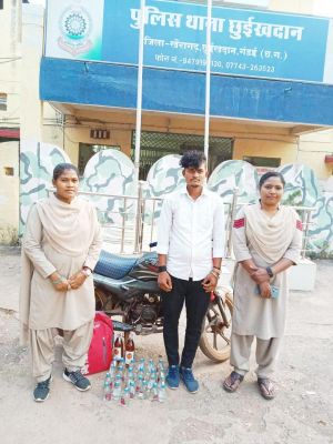 शराब संग दो आरोपी पकड़ाए