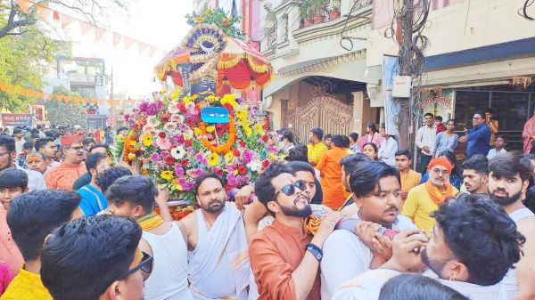 अघोरियों के साथ शहर में निकली चंद्रमौलेश्वर की यात्रा