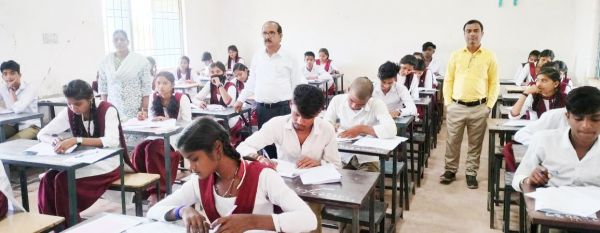 10वीं बोर्ड के गणित पेपर में 268 विद्यार्थी गैरहाजिर 