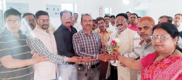शिक्षक एलबी संवर्ग की पहली प्राथमिकता प्रथम नियुक्ति तिथि से सेवा गणना की मांग