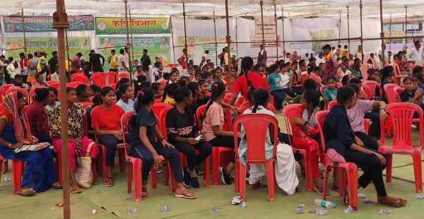 भीड़ बढ़ाने स्कूल के मासूम बच्चो को किया जा रहा परेशान- राजू साहू 