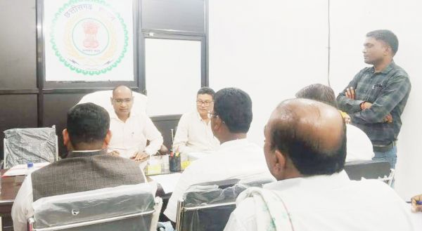 आम चुनाव : मानक दर तय करने  राजनीतिक दलों की बैठक